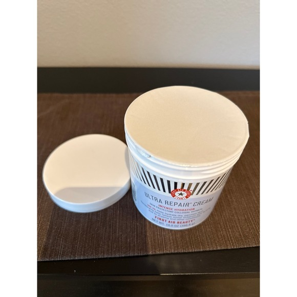 First aid beauty Ultra Repair Cream 14 oz large exp 10/24 SEALED - Picture 1 of 3